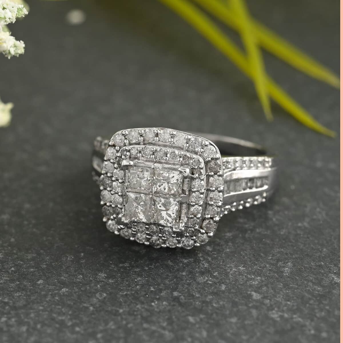 NY Closeout 10K White Gold Diamond Ring (Size 9.0) 5.70 Grams 1.75 ctw image number 1
