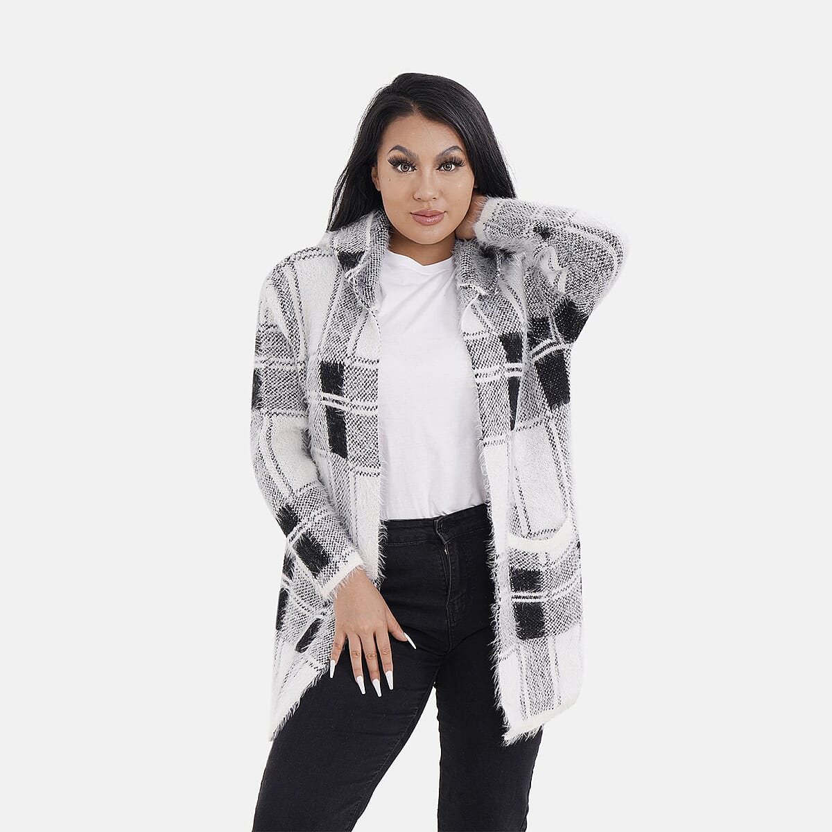 Tamsy Black with White Plaid Pattern Winter Hoodie with 2 Pocket - One Size Fits Most image number 5