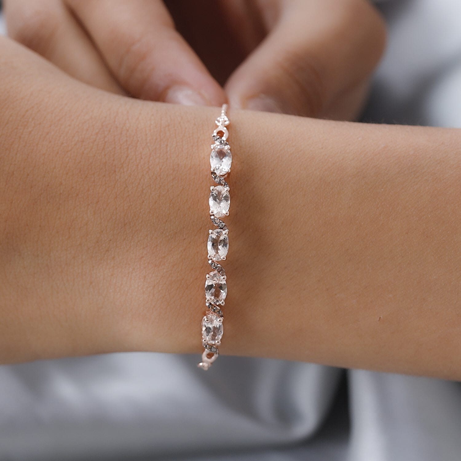 Default Title - Product card gallery slide 3 (10144902807835)