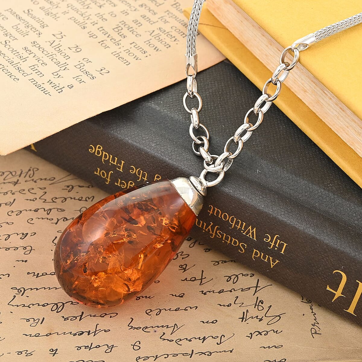 Baltic Amber Tear Drop Necklace 18 Inches in Sterling Silver 7 Grams image number 1