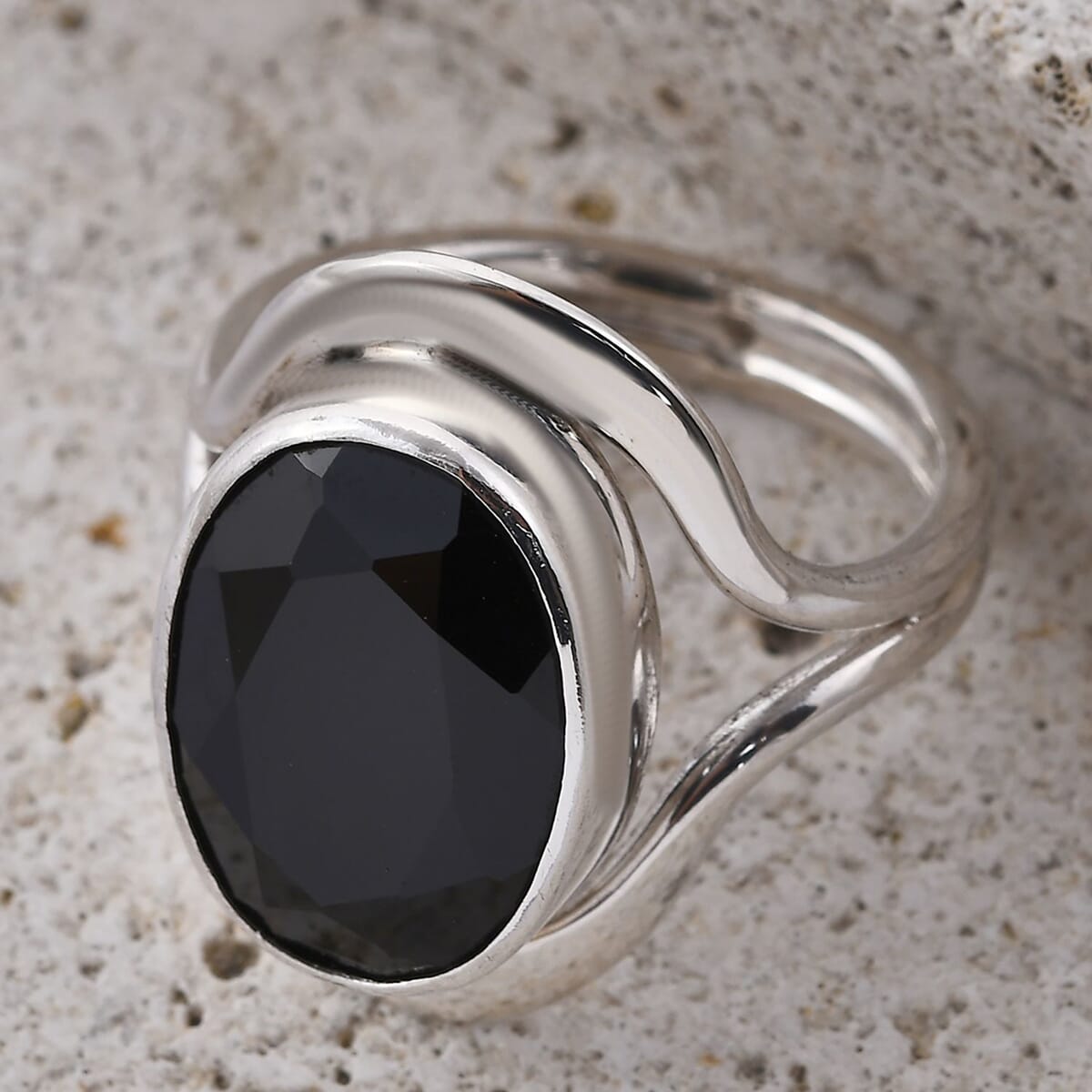 Bali Legacy Thai Black Spinel Ring in Sterling Silver 14.75 ctw image number 1