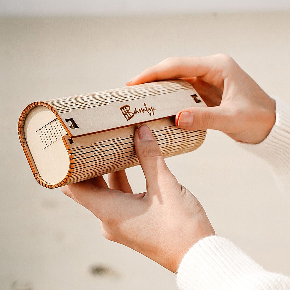 Bamfy Linda Vista UV400 Sunglasses with Bamboo Legs and Case -Golden Tan image number 3