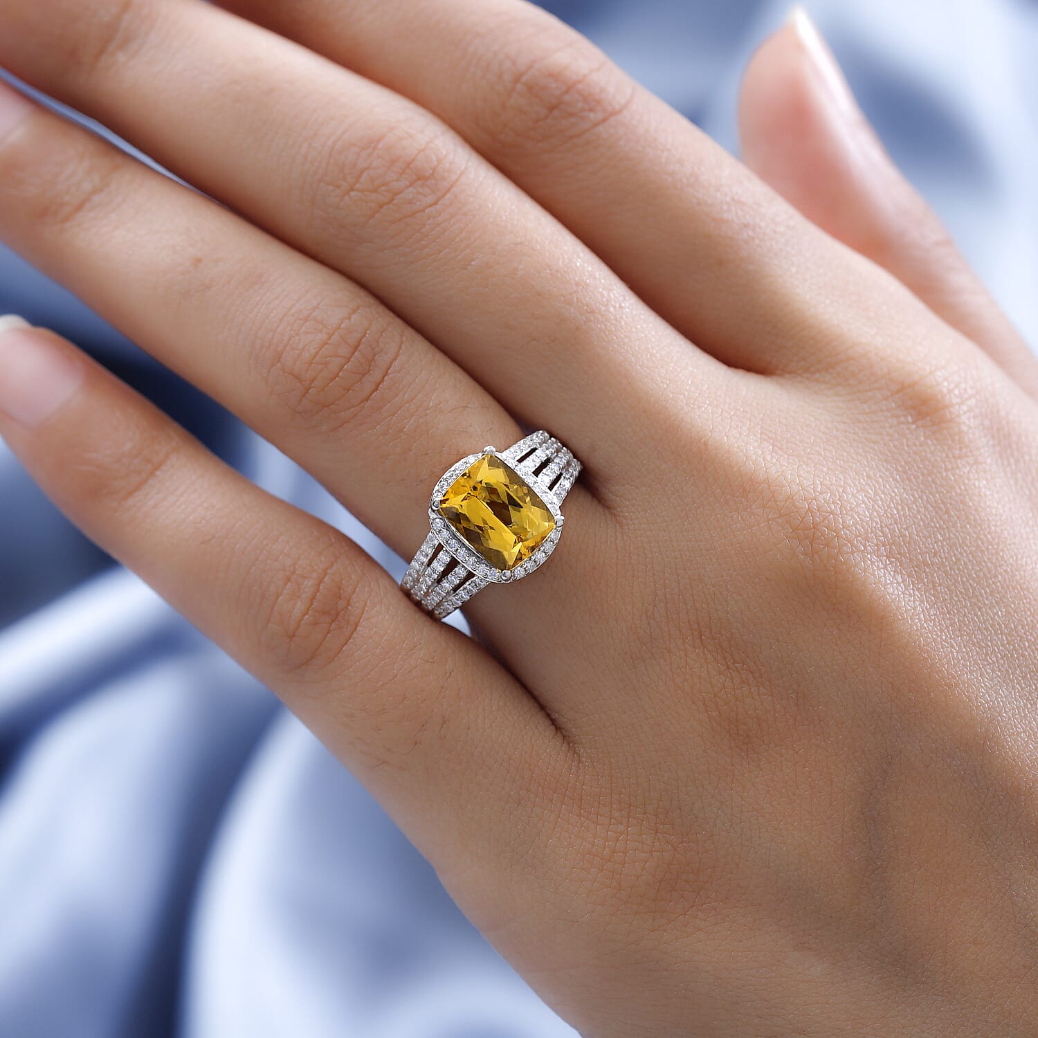 10 - Product card gallery slide 3 (10144871809307)