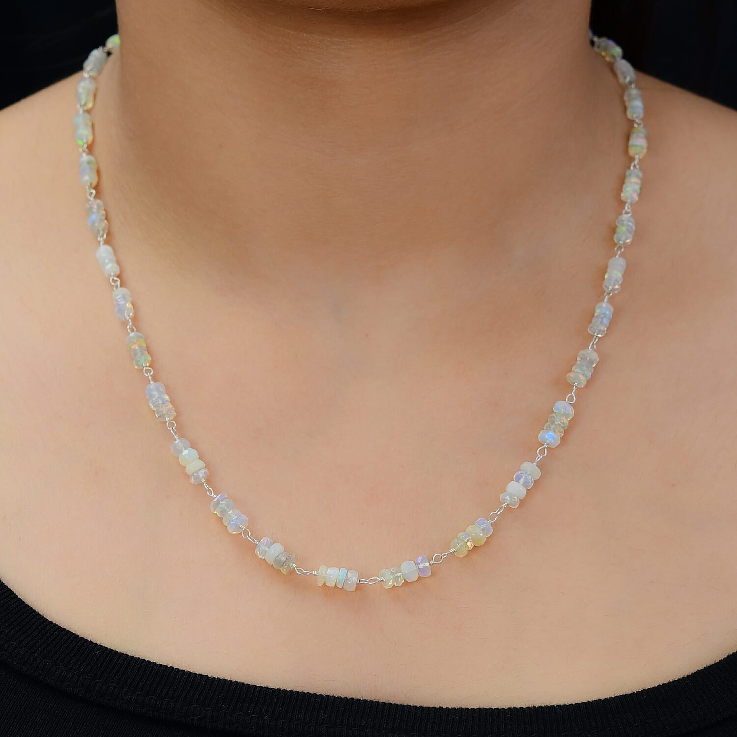 Ethiopian Welo Opal - Product card gallery slide 3 (10144807223579)