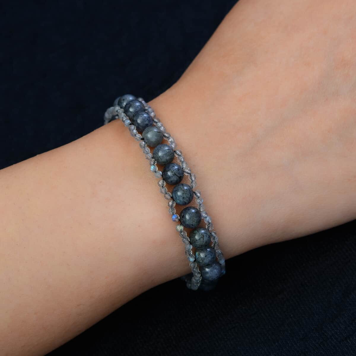 Malagasy Labradorite Bracelet in Sterling Silver (7.25 In) 62.00 ctw image number 2