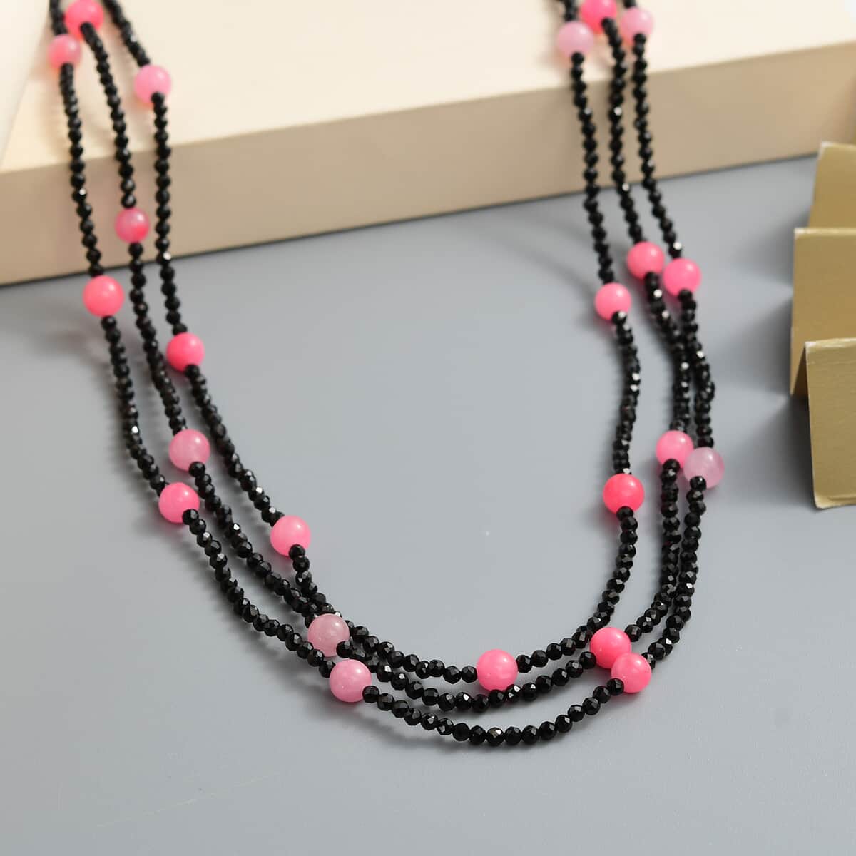 Thai Black Spinel and Pink Jade (D) Beaded Necklace 20 Inches in Sterling Silver 124.30 ctw image number 1