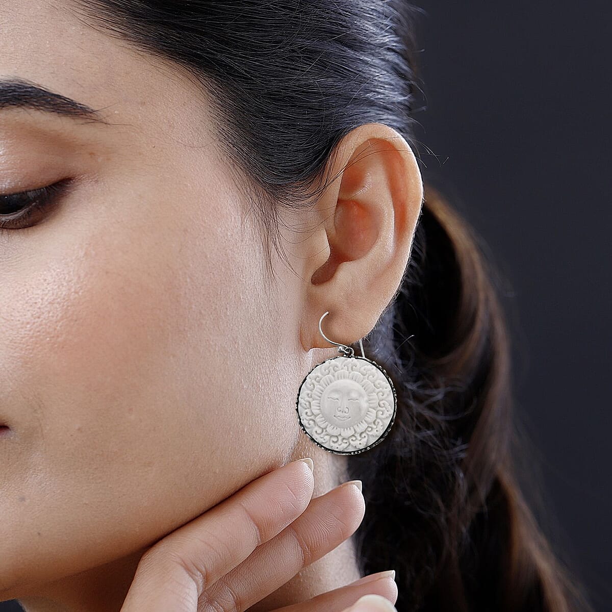 Bali Legacy Carved Bone Happy Floral Sun Earrings in Sterling Silver image number 2