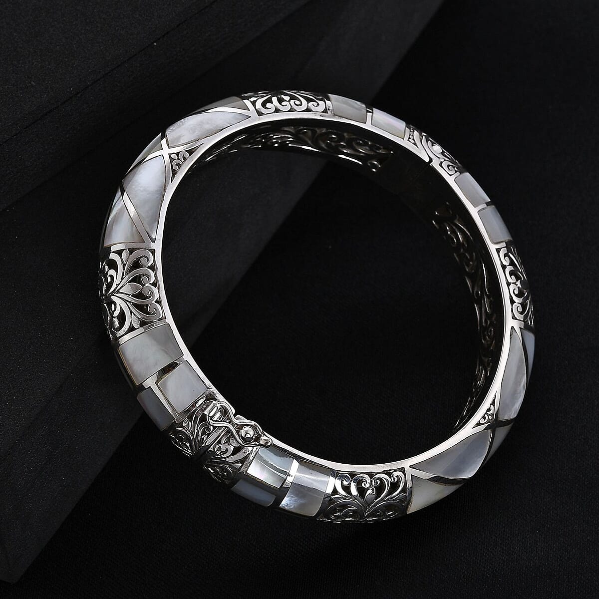 Bali Legacy Mother Of Pearl Bangle Bracelet in Sterling Silver image number 1