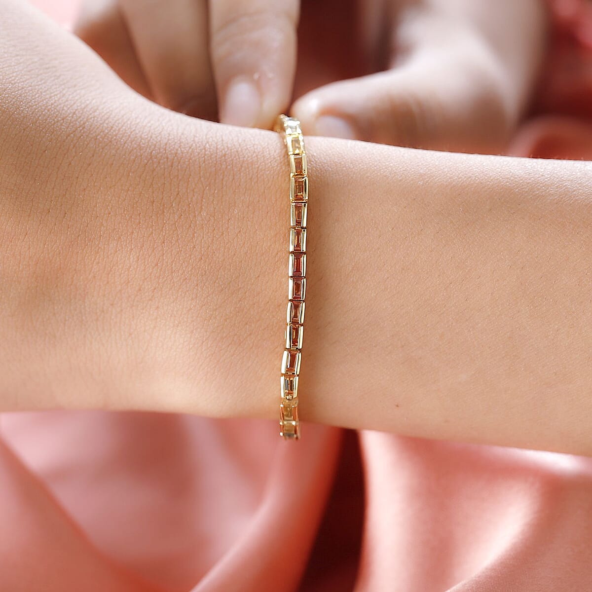 Multi Sapphire Tennis Bracelet in Vermeil Yellow Gold Over Sterling Silver (8.00 In) 7.00 ctw image number 2