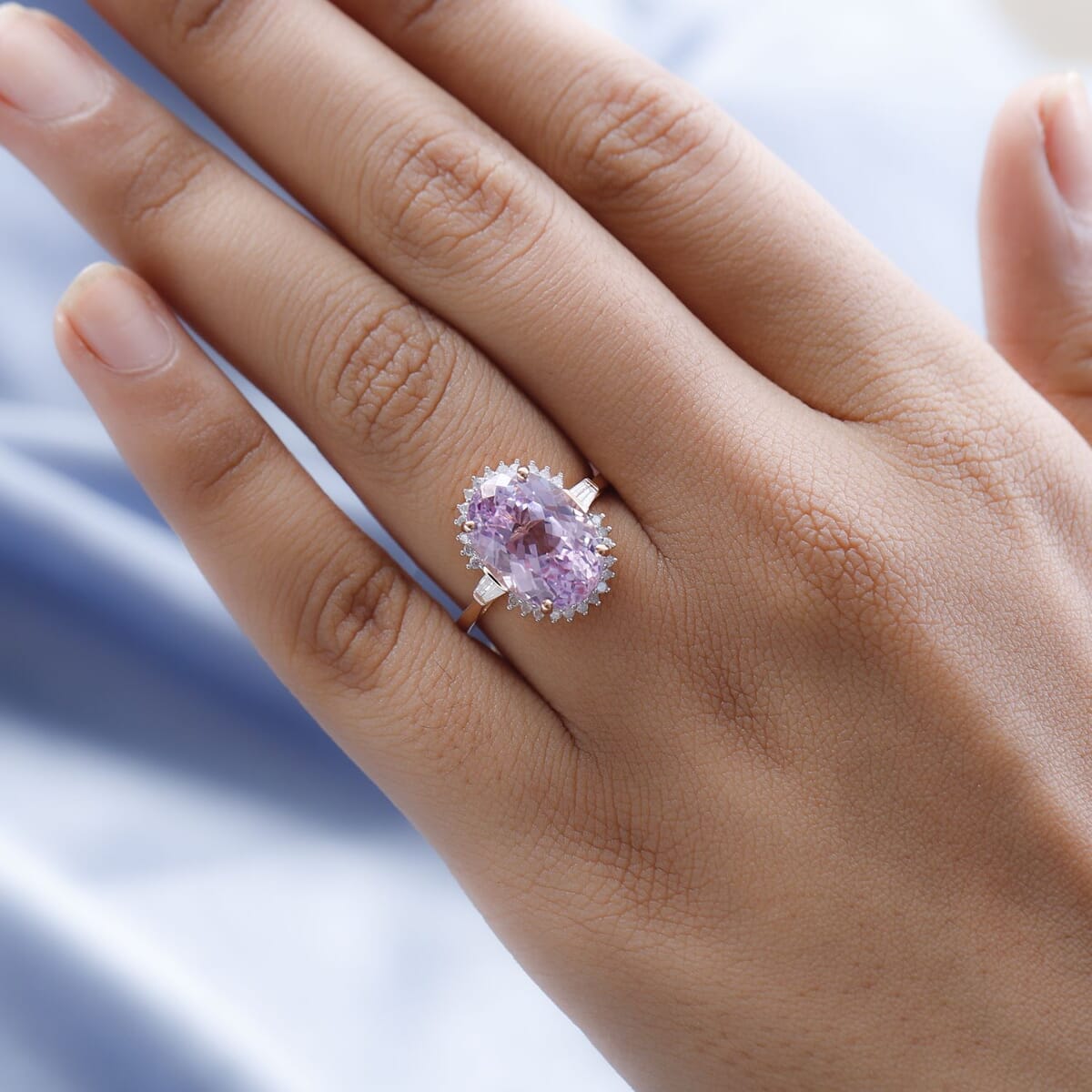 Luxoro 10K Rose Gold Premium Kunzite and G-H I3 Diamond Ring 7.90 ctw image number 2