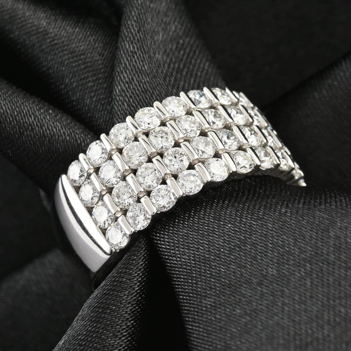 Modani 950 Platinum Diamond G VS 4 Lines Ring 9 Grams 2.00 ctw (Del. in 10-15 Days) image number 1