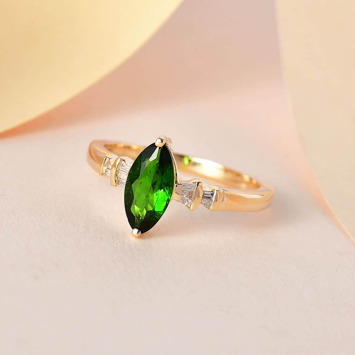Luxoro 10K Yellow Gold Premium Chrome Diopside and Diamond Ring 1.15 ctw image number 1