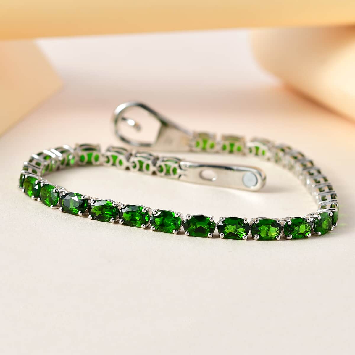 Chrome Diopside Tennis Bracelet in Platinum Over Sterling Silver (6.50 In) 12.15 ctw image number 1