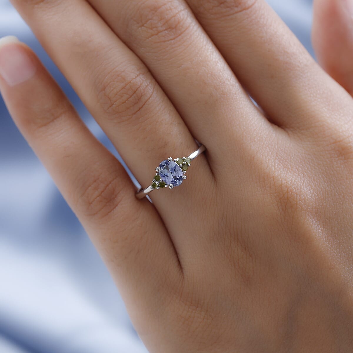 Peacock Tanzanite and Yellow Diamond Ring in Platinum Over Sterling Silver (Size 10.0) 0.90 ctw image number 2