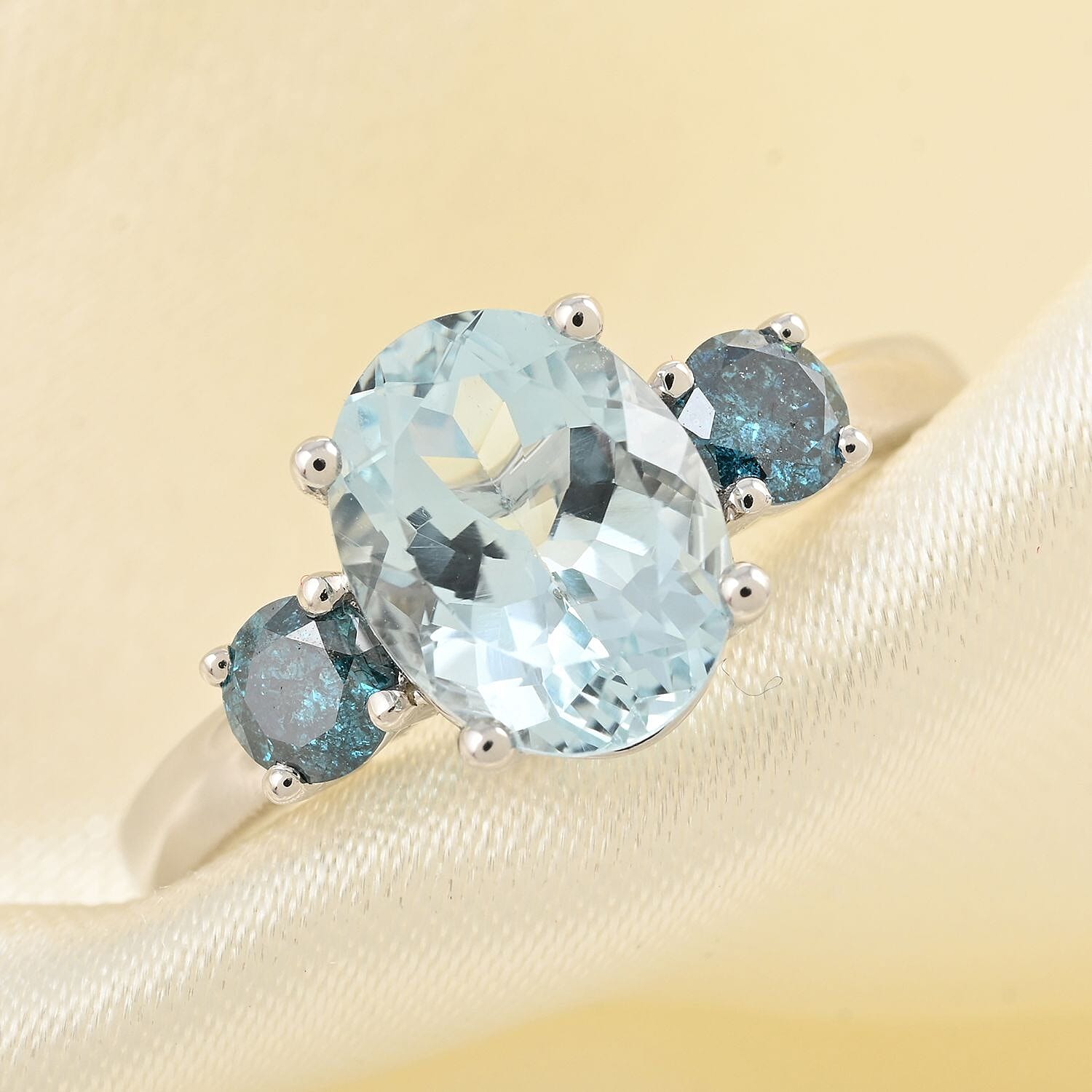 Mangoro Aquamarine and Blue Diamond 2.20 ctw Ring in 14K White Gold (Size 10.0)