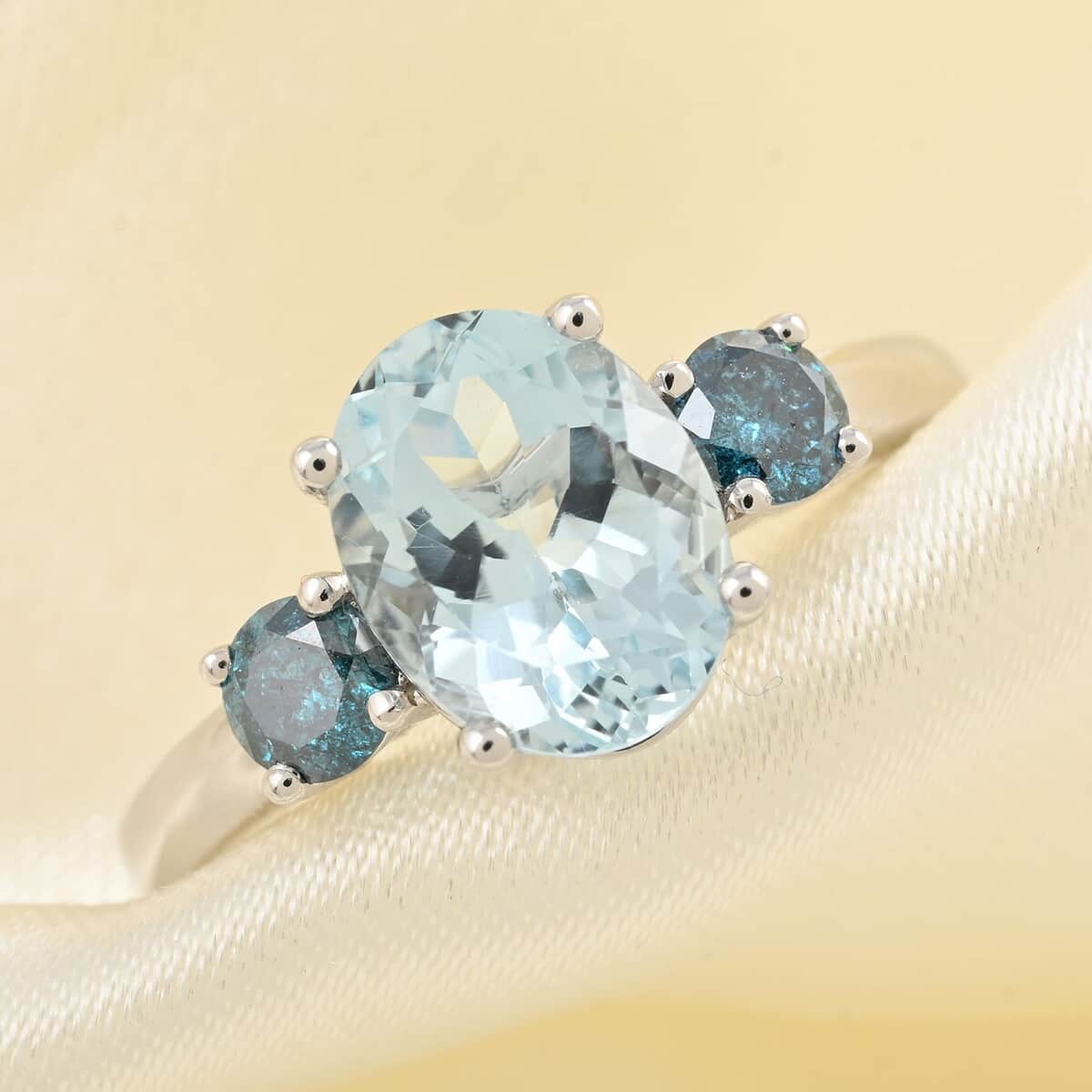14K White Gold Mangoro Aquamarine and Blue Diamond Ring (Size 7.0) 2.20 ctw image number 1