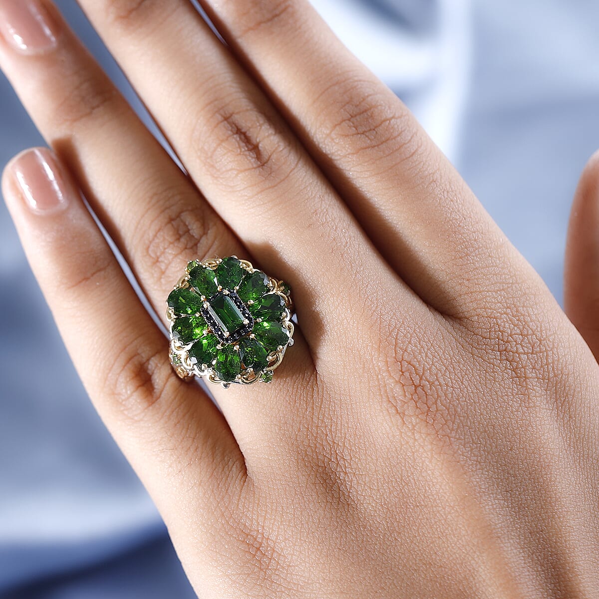 Chrome Diopside and Thai Black Spinel Cluster Ring in Vermeil YG and Platinum Over Sterling Silver (Size 10.0) 4.50 ctw image number 2