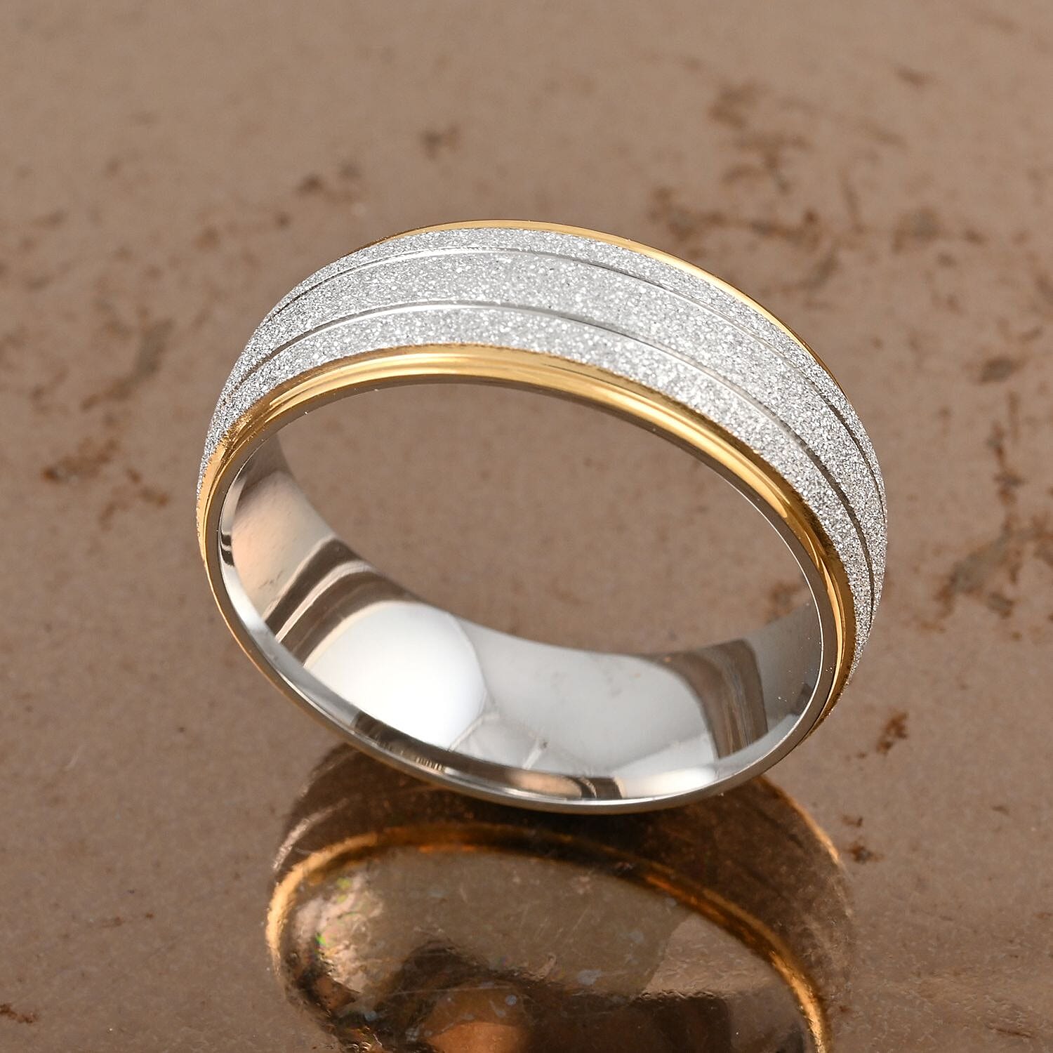 Men's Ring in ION Plated YG Stainless Steel (Size 9.0)