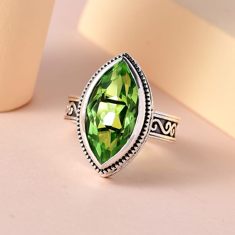 Artisan Crafted Chartreuse Quartz (Triplet) Solitaire Ring in Sterling Silver (Size 10.0) 9.00 ctw
