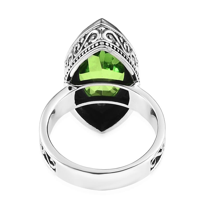 Artisan Crafted Chartreuse Quartz (Triplet) Solitaire Ring in Sterling Silver (Size 10.0) 9.00 ctw