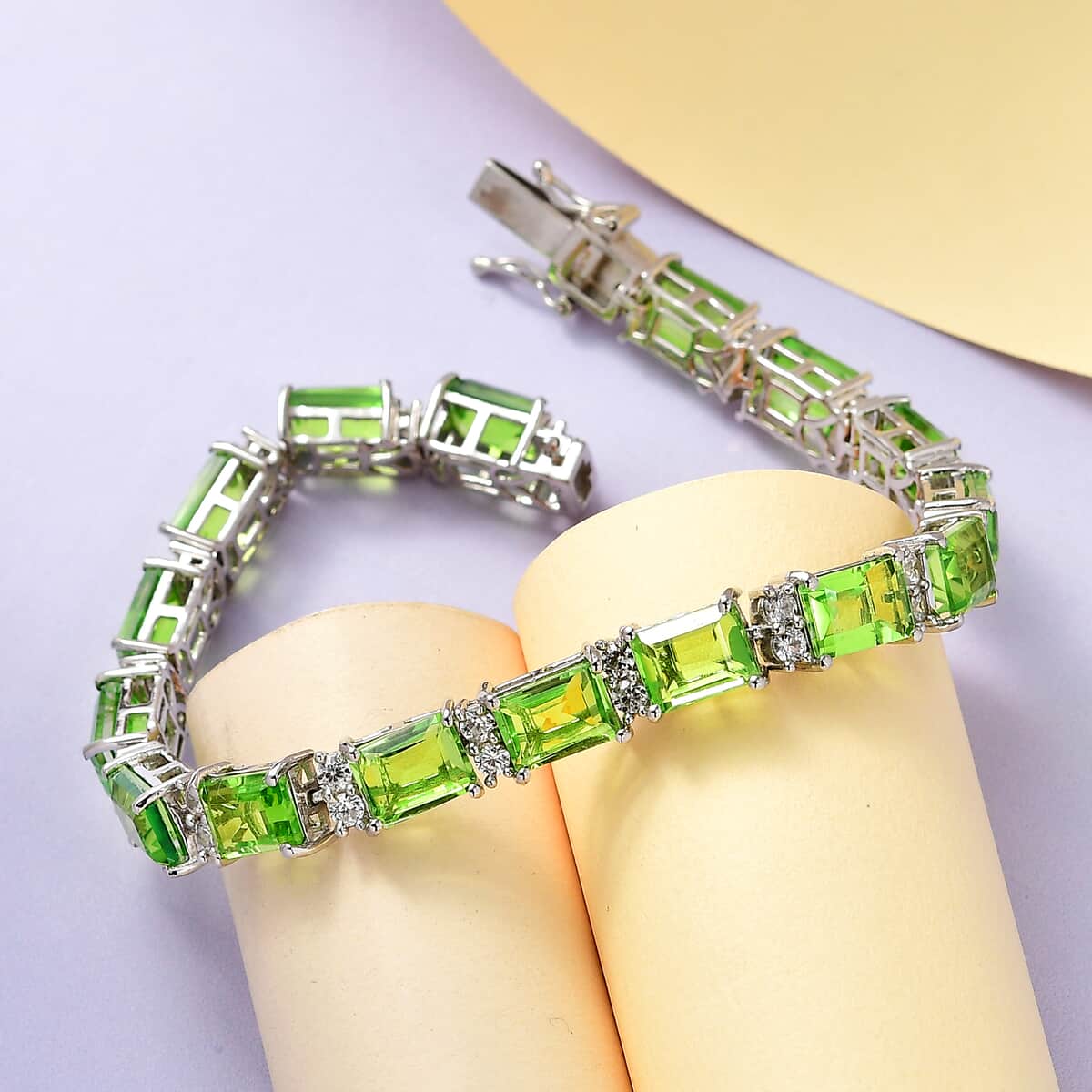 Chartreuse Quartz (Triplet) and White Zircon Bracelet in Platinum Over Sterling Silver (7.25 In) 34.00 ctw image number 1