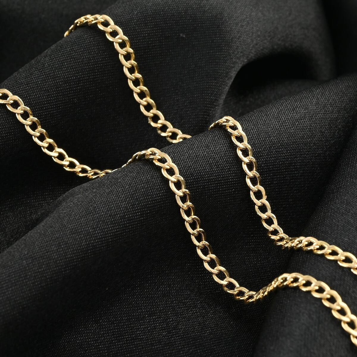 10K Yellow Gold 2.5mm Curb Link Necklace 18 Inches 2.6 Grams image number 1