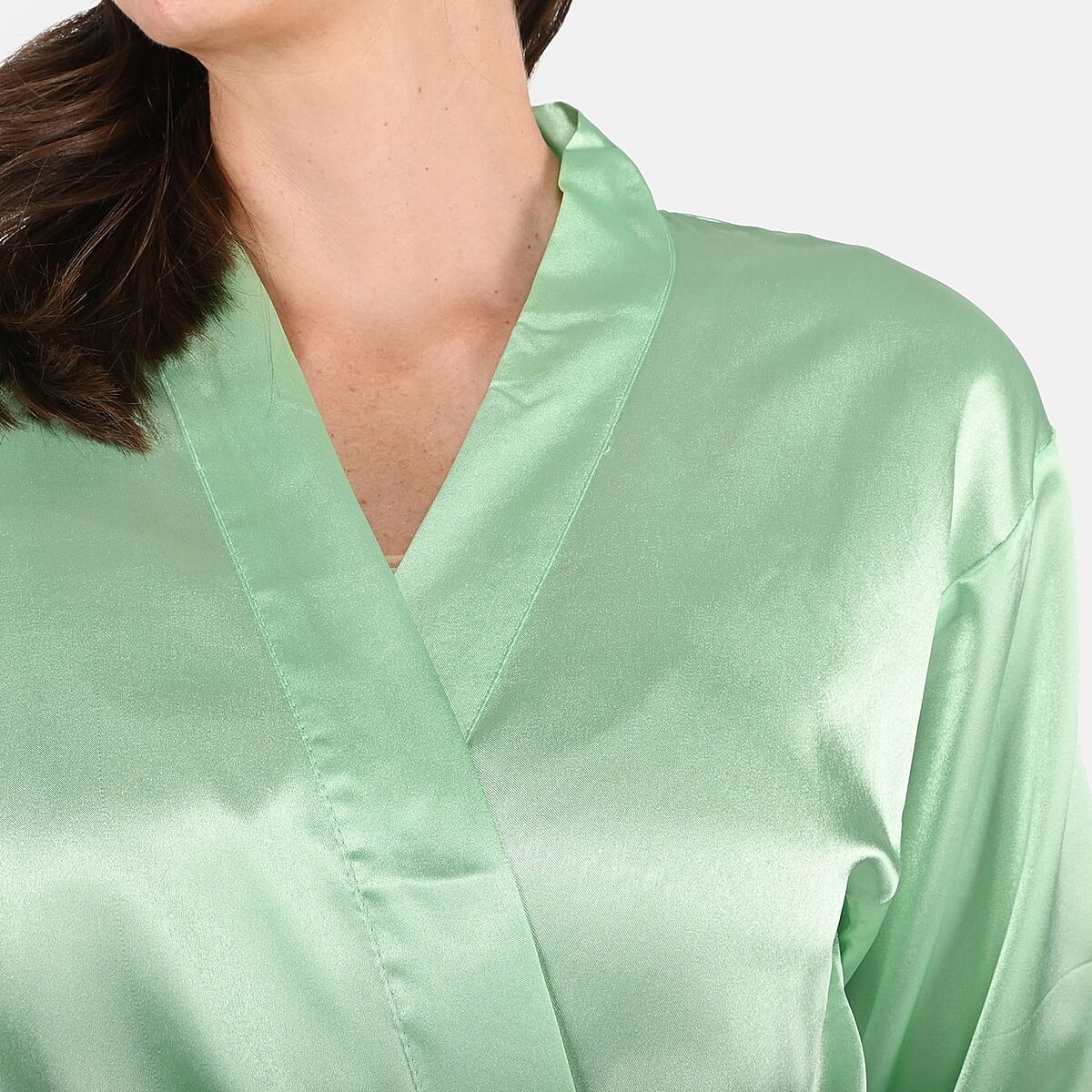 UP 2Date Fashion Green Satin Robe - M image number 4