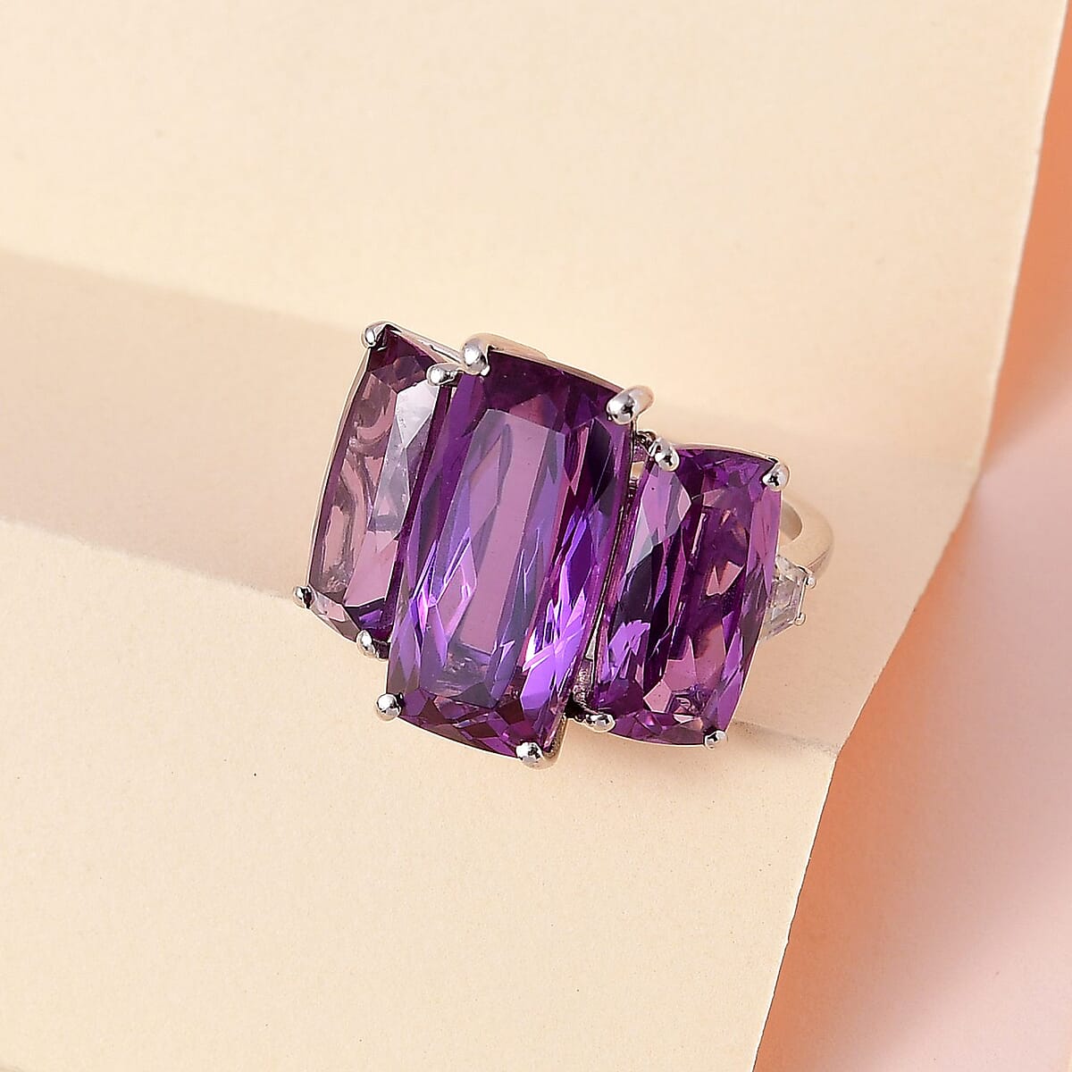 Lab Grown Color Change Sapphire, White Zircon Ring in Platinum Over Sterling Silver (Size 10.0) 23.60 ctw image number 1