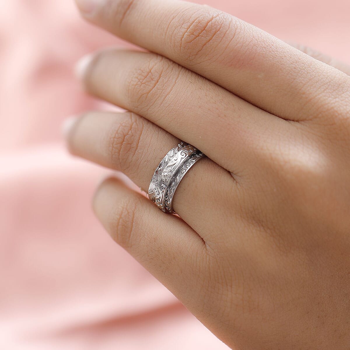 Platinum Over Sterling Silver Spinner Band Ring (Size 5.0) 6.25 Grams image number 2