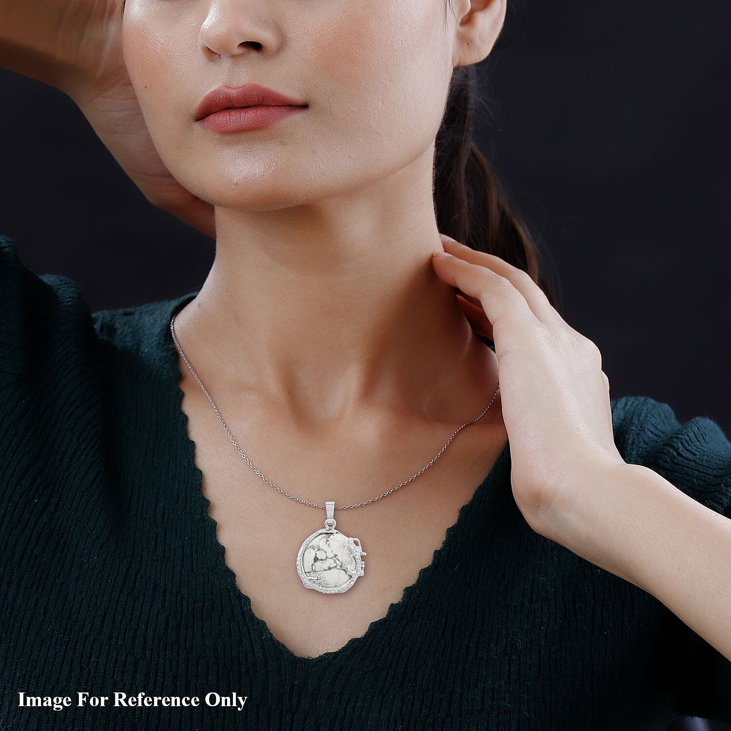 Howlite Dragon Sphere Pendant in Silvertone 25.00 ctw