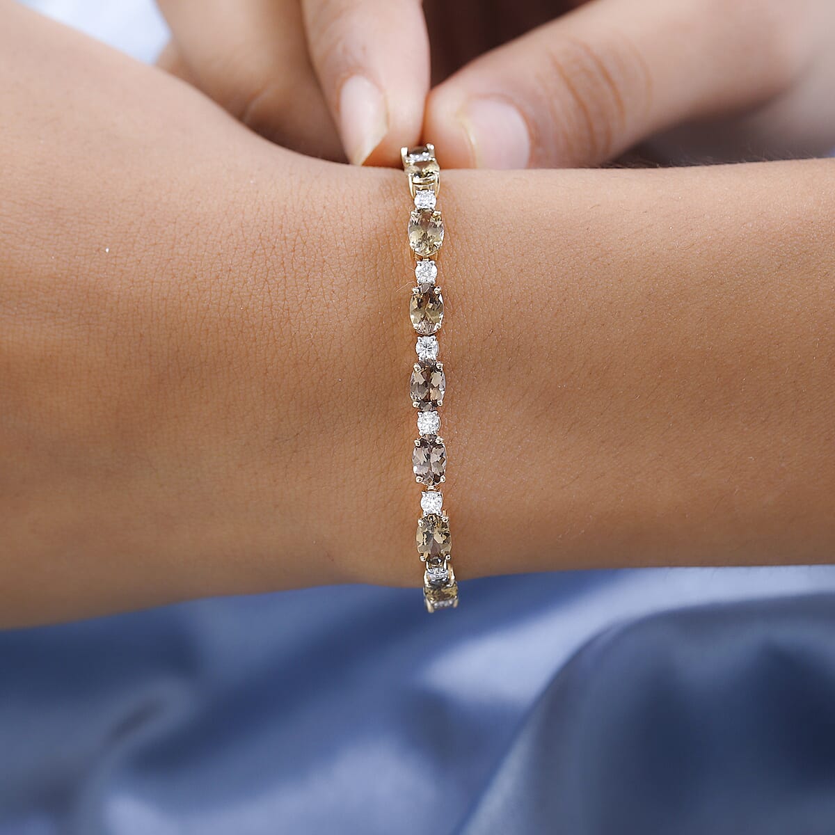Luxoro 14K Yellow Gold Premium Golden Tanzanite and Moissanite Bracelet (7.25 In) 5 Grams 10.60 ctw image number 2