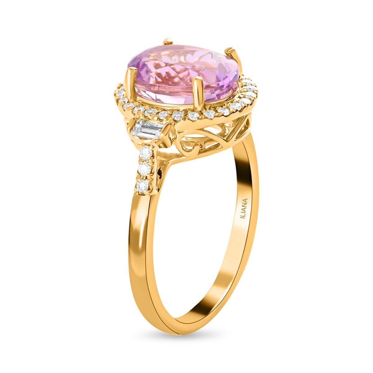 Iliana 18K Yellow Gold AAAA Patroke Kunzite and G-H SI Diamond Halo Ring 3.80 ctw (Del. 15-20 Days) image number 2