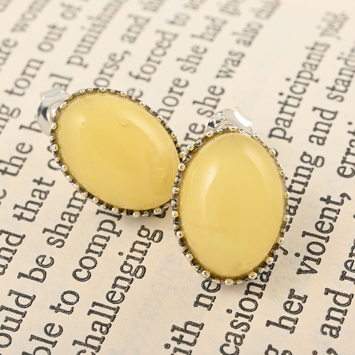 Yellow Amber Earrings in Sterling Silver image number 1