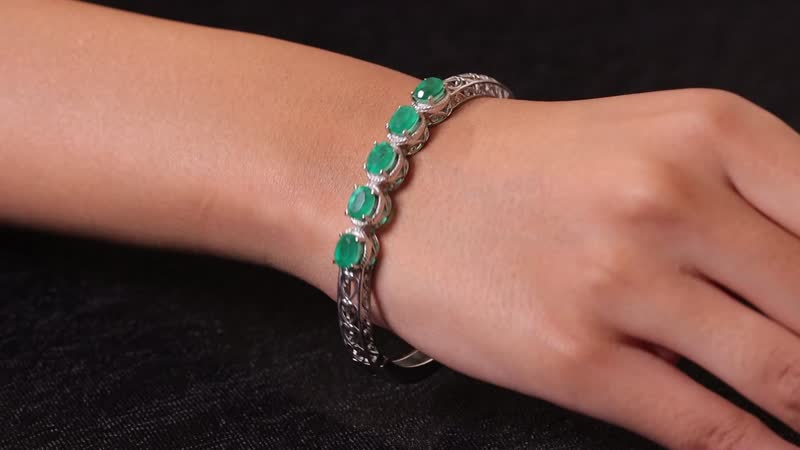 Emeraldine Quartz (Triplet) Bangle Bracelet in Stainless Steel (6.50 In) 8.00 ctw