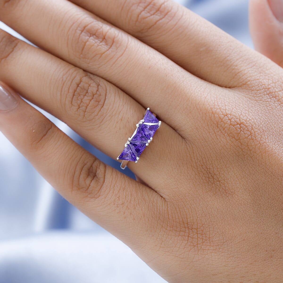 Simulated Purple Diamond 5 Stone Ring in Sterling Silver (Size 8.0) 3.10 ctw image number 2