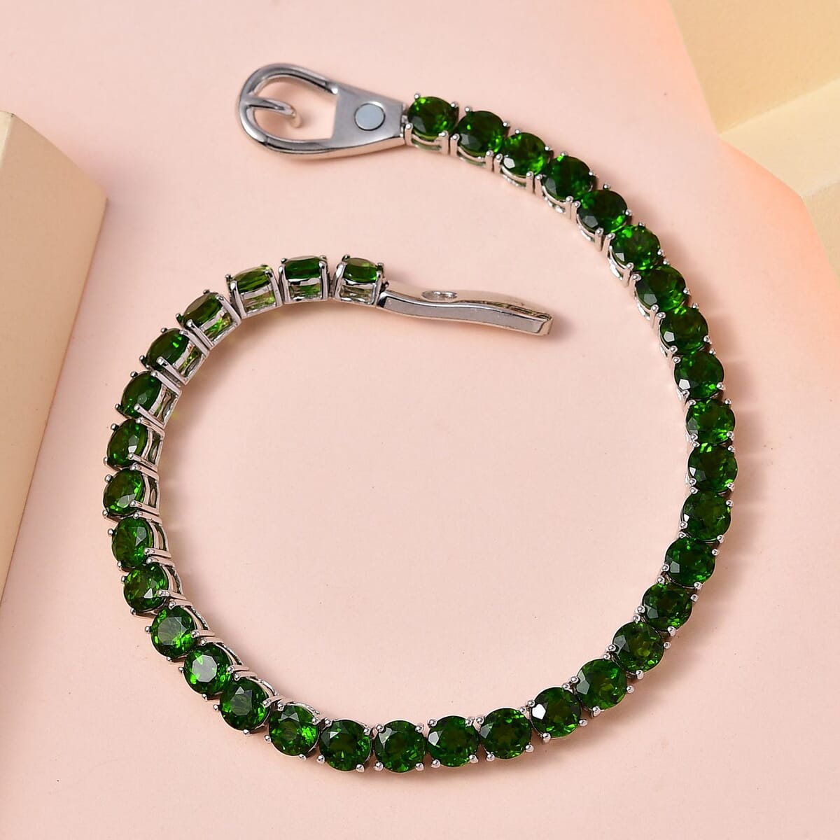 Chrome Diopside Tennis Bracelet in Platinum Over Sterling Silver (6.50 In) 15.00 ctw image number 1
