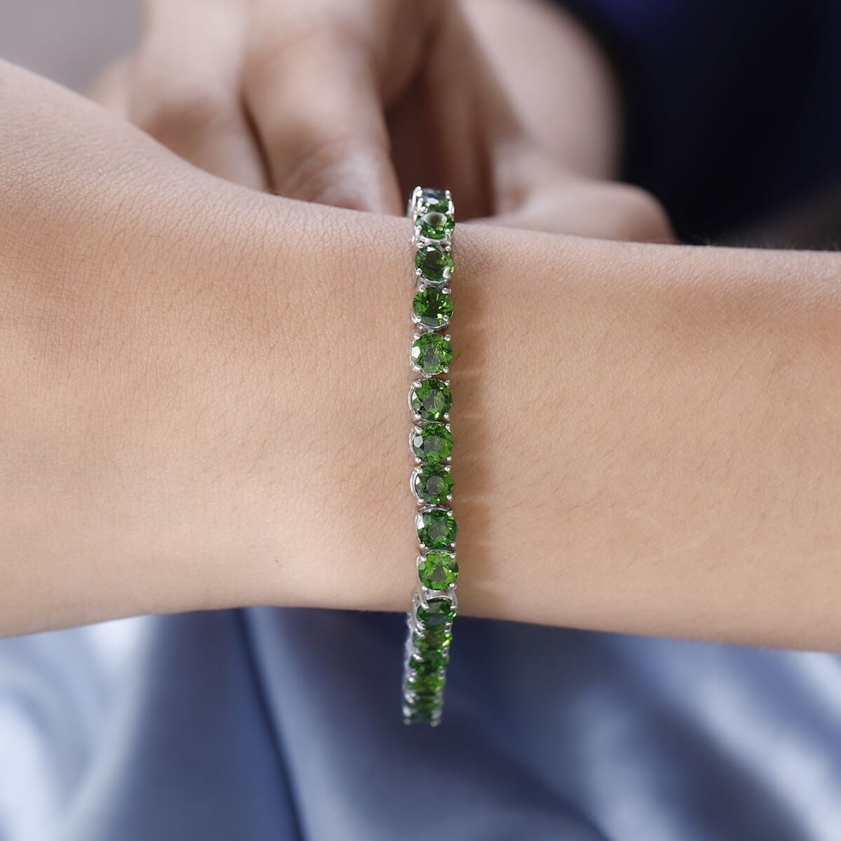 Chrome Diopside Tennis Bracelet in Platinum Over Sterling Silver (6.50 In) 15.00 ctw image number 2