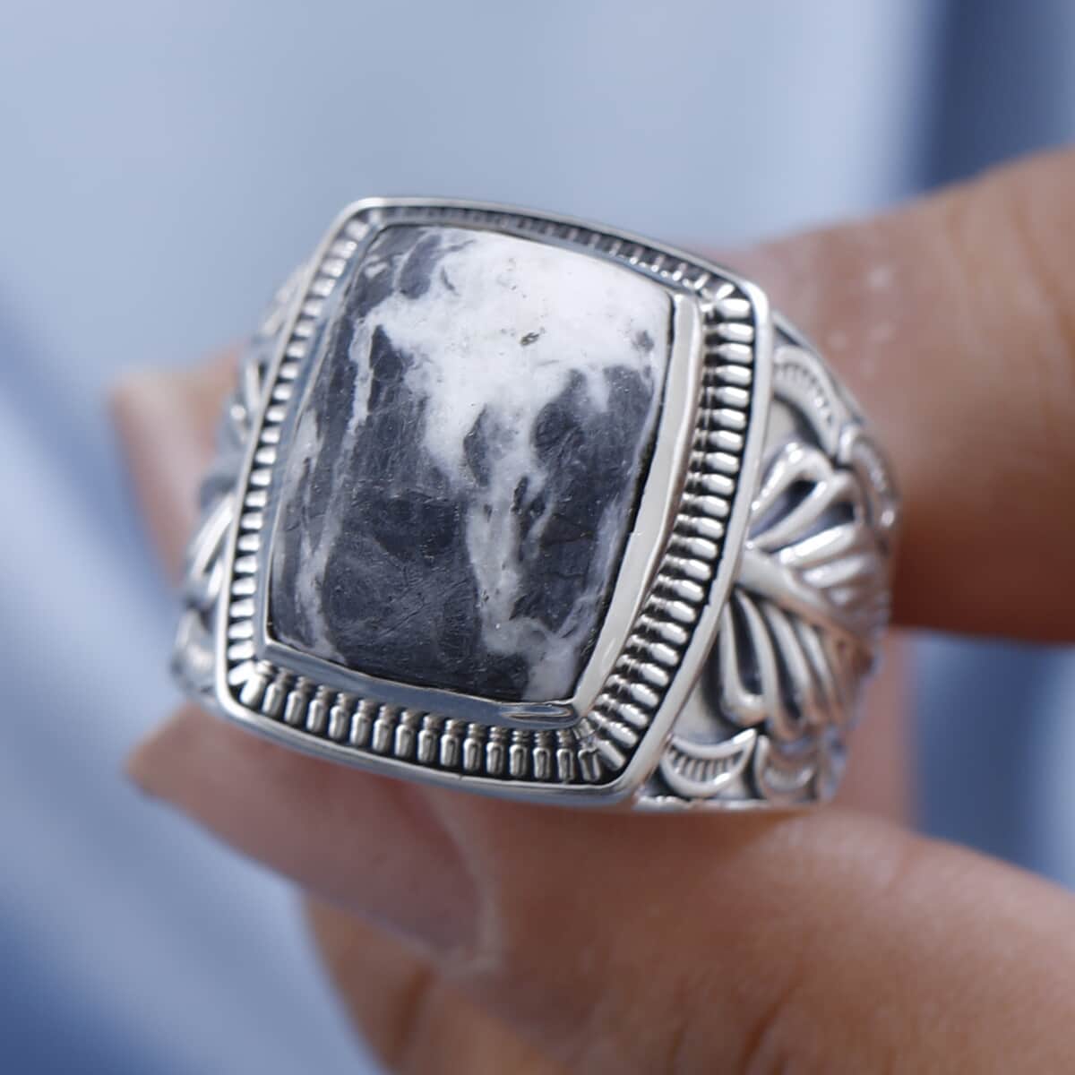 Artisan Crafted White Buffalo Men's Ring in Sterling Silver 11.75 ctw image number 2