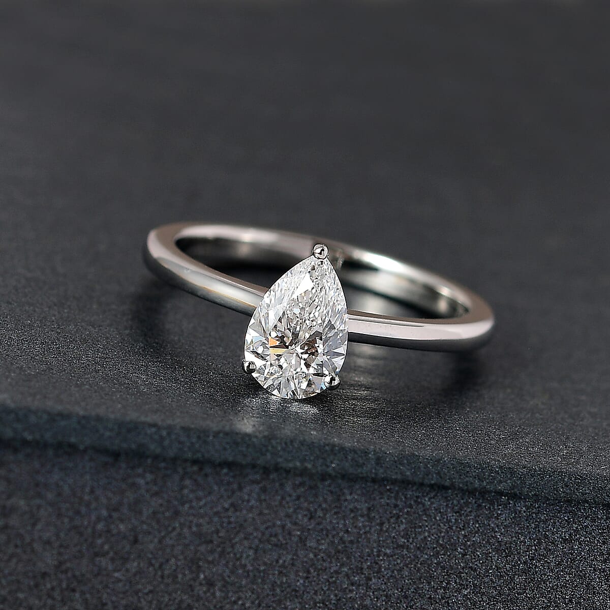 950 Platinum Luxuriant Lab Grown Diamond E-F VS Solitaire Ring (Size 6.0) 1.00 ctw image number 1