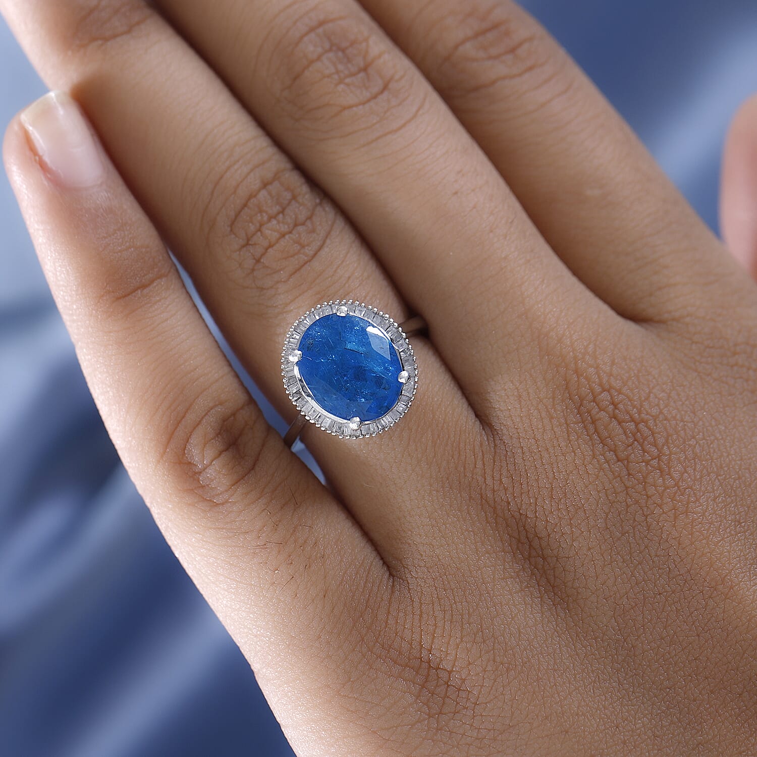 6 - Product card gallery slide 3 (10144863944987)