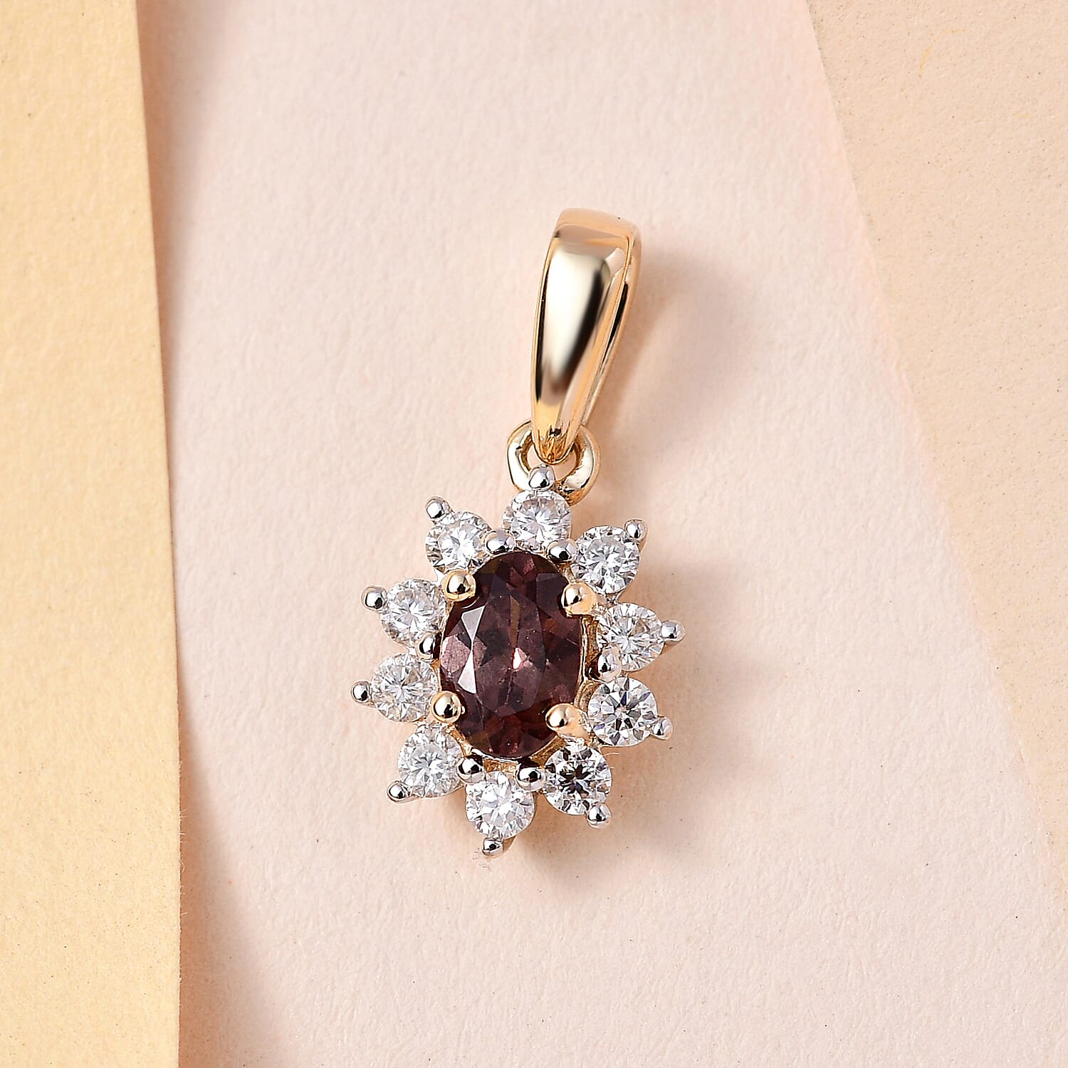 Luxoro 10K Yellow Gold Premium Bekily Color Change Garnet and Moissanite Sunburst Pendant 1.00 ctw