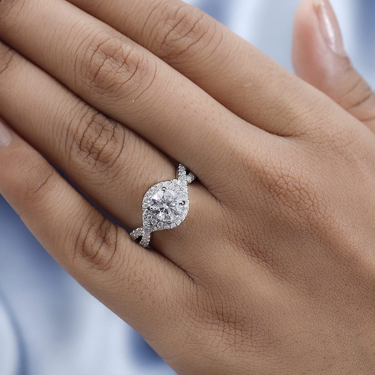 Moissanite Infinity Ring in Platinum Over Sterling Silver (Size 9.0) 1.65 ctw image number 2