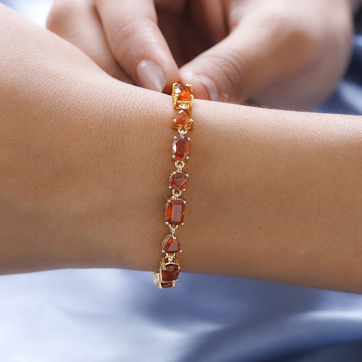 Premium Tangerine Kyanite Bracelet in Vermeil Yellow Gold Over Sterling Silver (7.25 In) 15.60 ctw image number 2