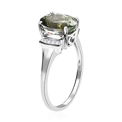 Luxoro 10K White Gold Premium Green Tanzanite and G-H I3 Diamond Ring (Size 6.0) 3.25 ctw 