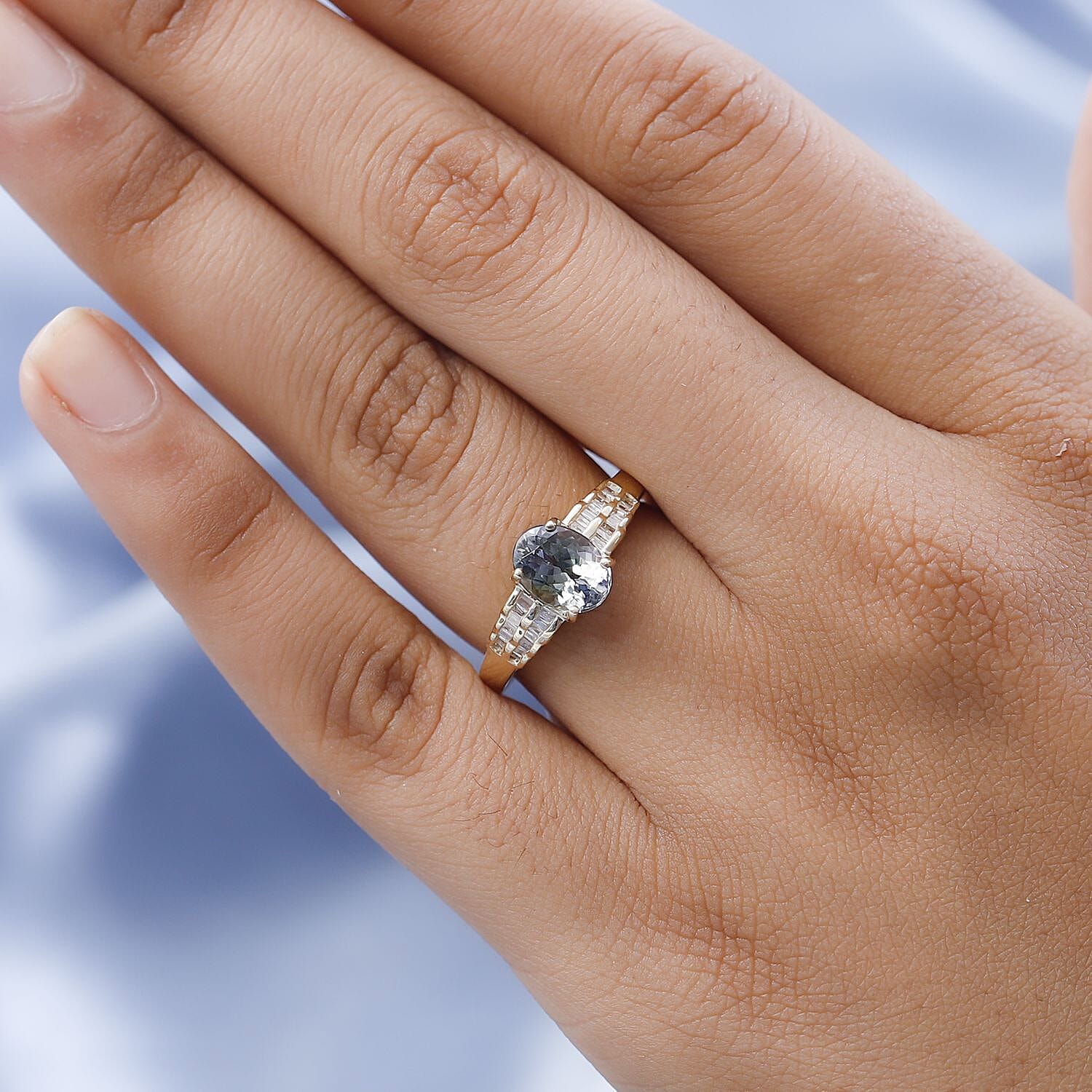 Luxoro 10K Yellow Gold Premium Green Tanzanite and G-H I3 Diamond Ring (Size 6.0) 1.90 ctw