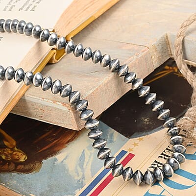 Santa Fe Style Sterling Silver Navajo Pearl Necklace 16 Inches 28.20 Grams