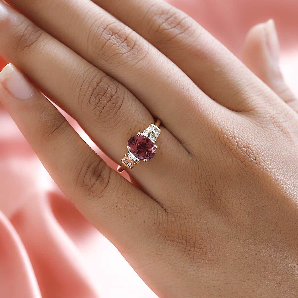 Luxoro 14K Yellow Gold AAA Ouro Fino Rubellite and G-H I3 Diamond Ring 2.30 ctw image number 2