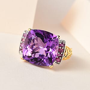 African Amethyst and Orissa Rhodolite Garnet Ring in Vermeil YG and Platinum Over Sterling Silver (Size 8.0) 13.60 ctw