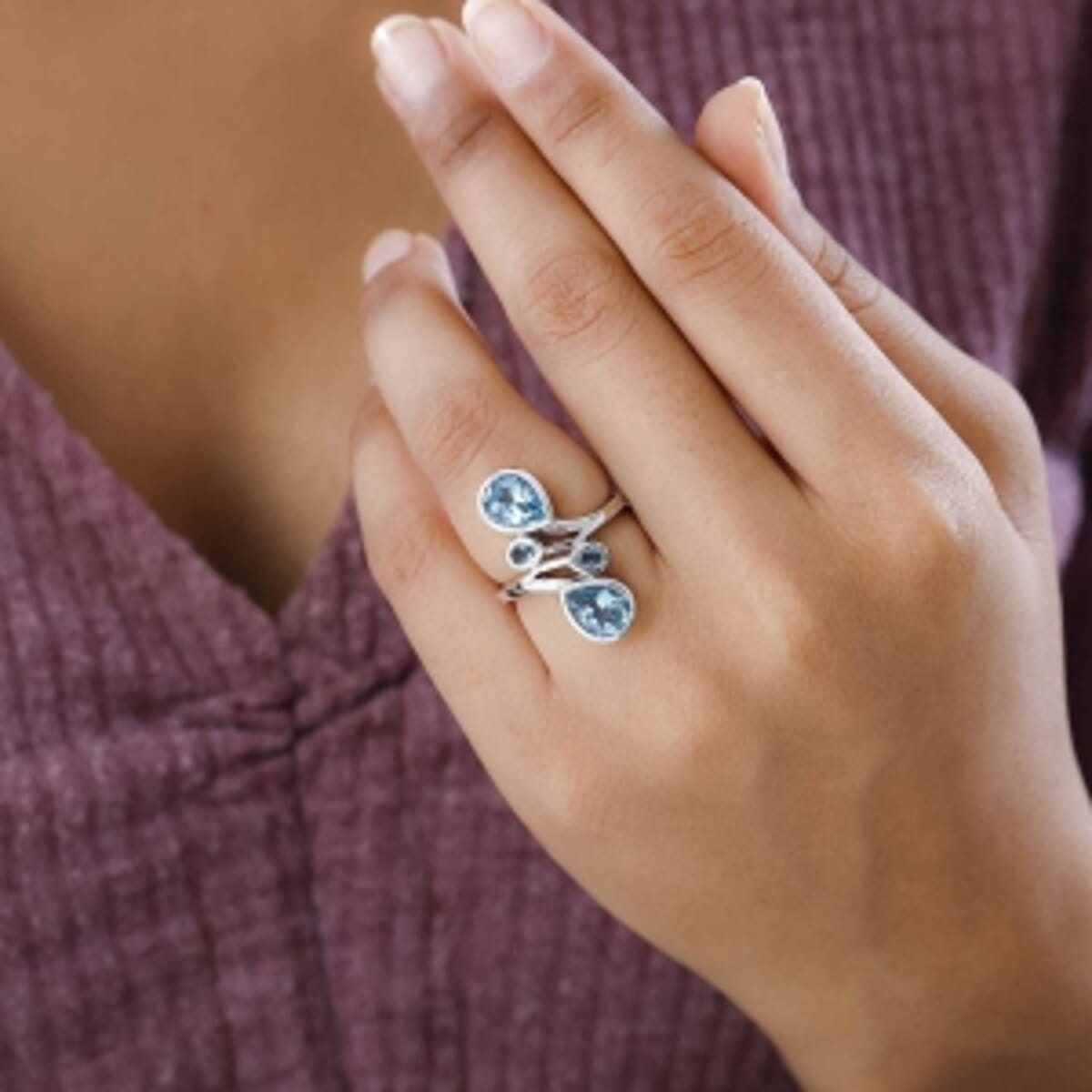 Swiss Blue Topaz 4.24 ctw Fancy Ring in Platinum Over Sterling Silver (Size 9) image number 2