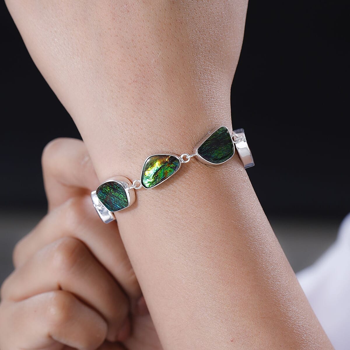 Premium Canadian Ammolite Bracelet in Sterling Silver (7.25 In) image number 2